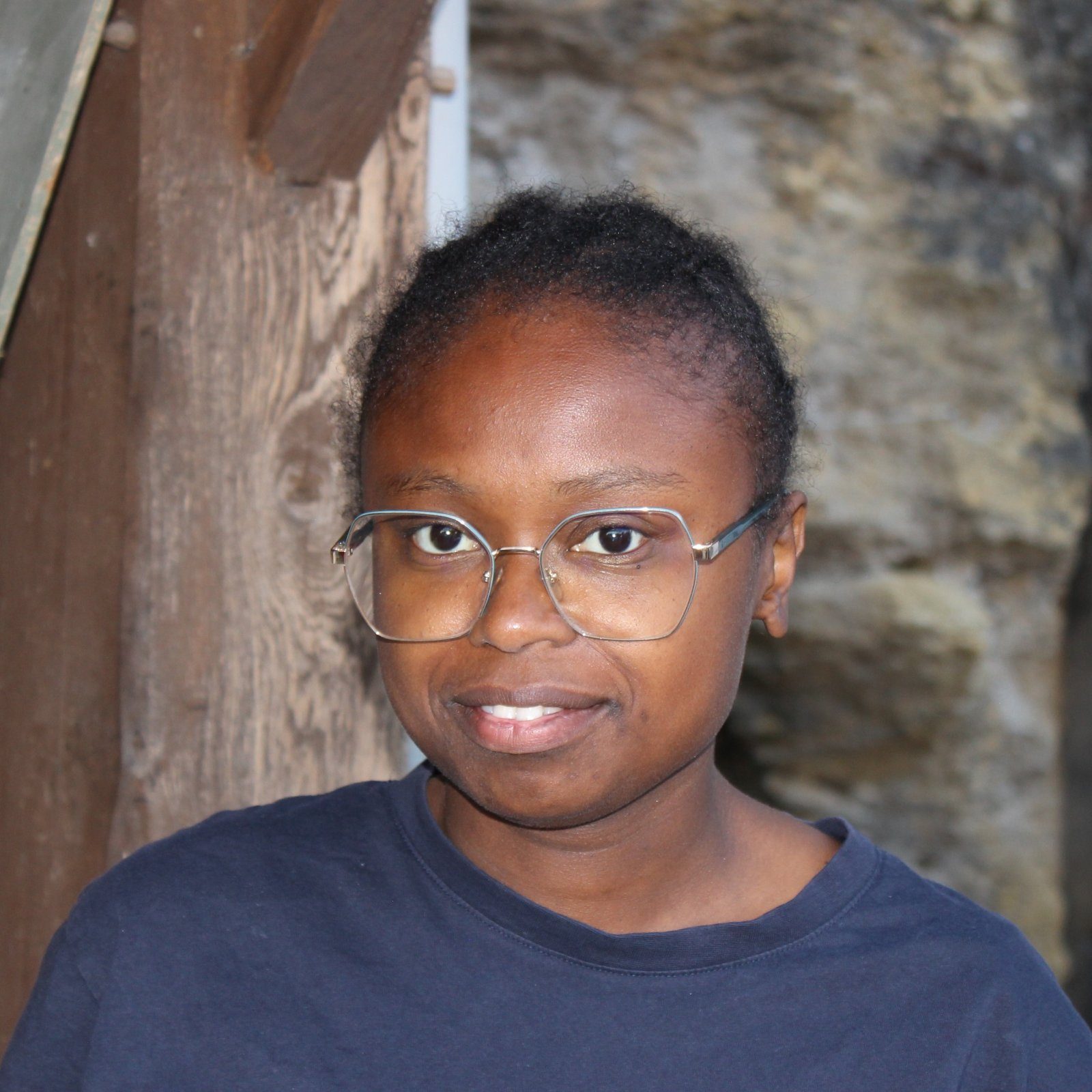 Portrait de Nadia TAVEAU ALI KARI